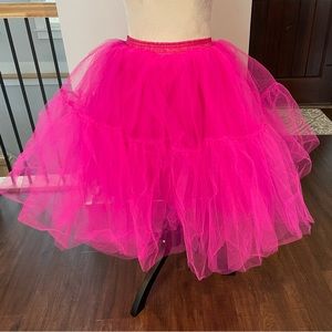 NWOT Fushia Tulle Skirt size S.